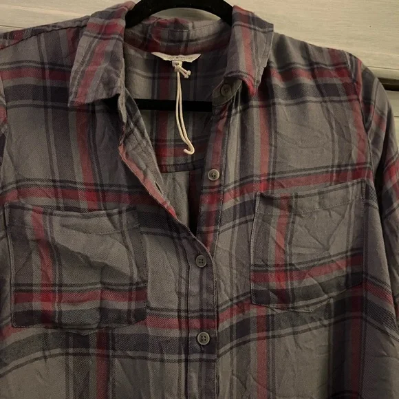 Lucky Brand Grey & Red Plaid Boyfriend Button Up Super Soft - Picture 3 of 5